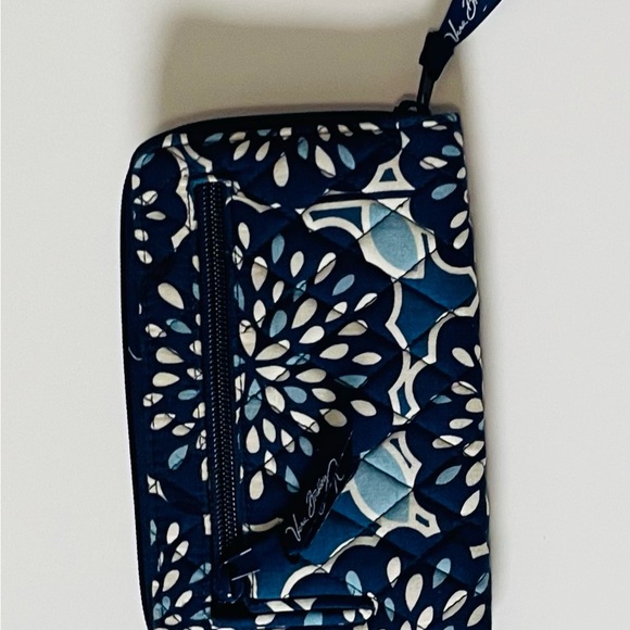 Vera Bradley Navy and White Floral Wallet - Picture 3 of 4
